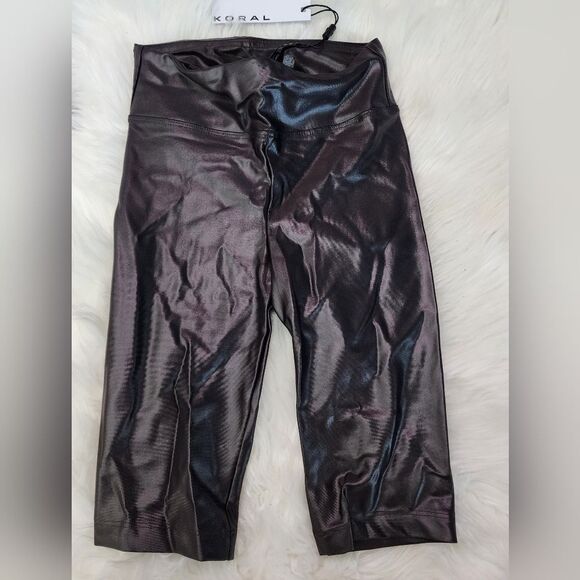 Koral Pants - NWT Koral Biking Shorts X small